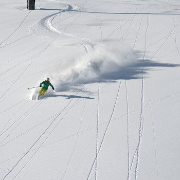 Hilaree O'Neill skiing Telluride