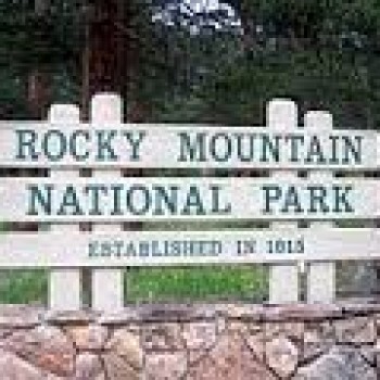 Rocky Mountain National Park sign